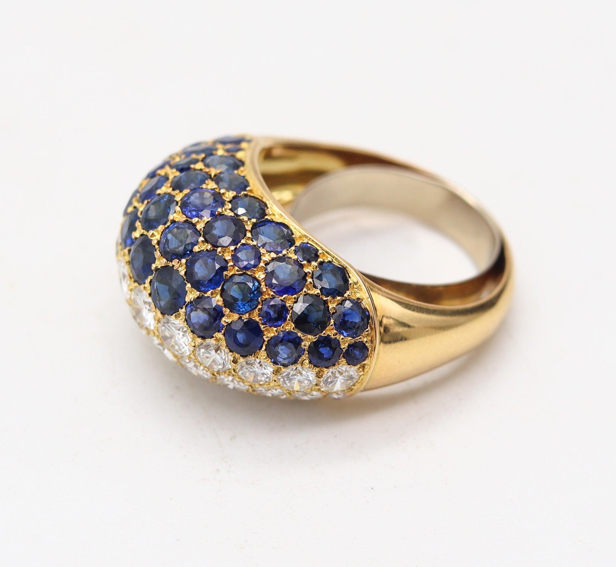 Cartier 1970 Anello da cocktail Bombé in oro 18Kt con zaffiri e diamanti da 12 Ctw in vendita 4