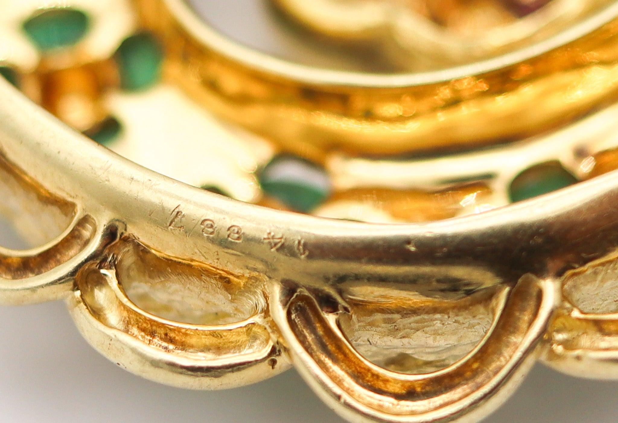 CARTIER 1970 By Bill Smith Pendant In 18Kt Yellow Gold with Green Jadeites For Sale 6