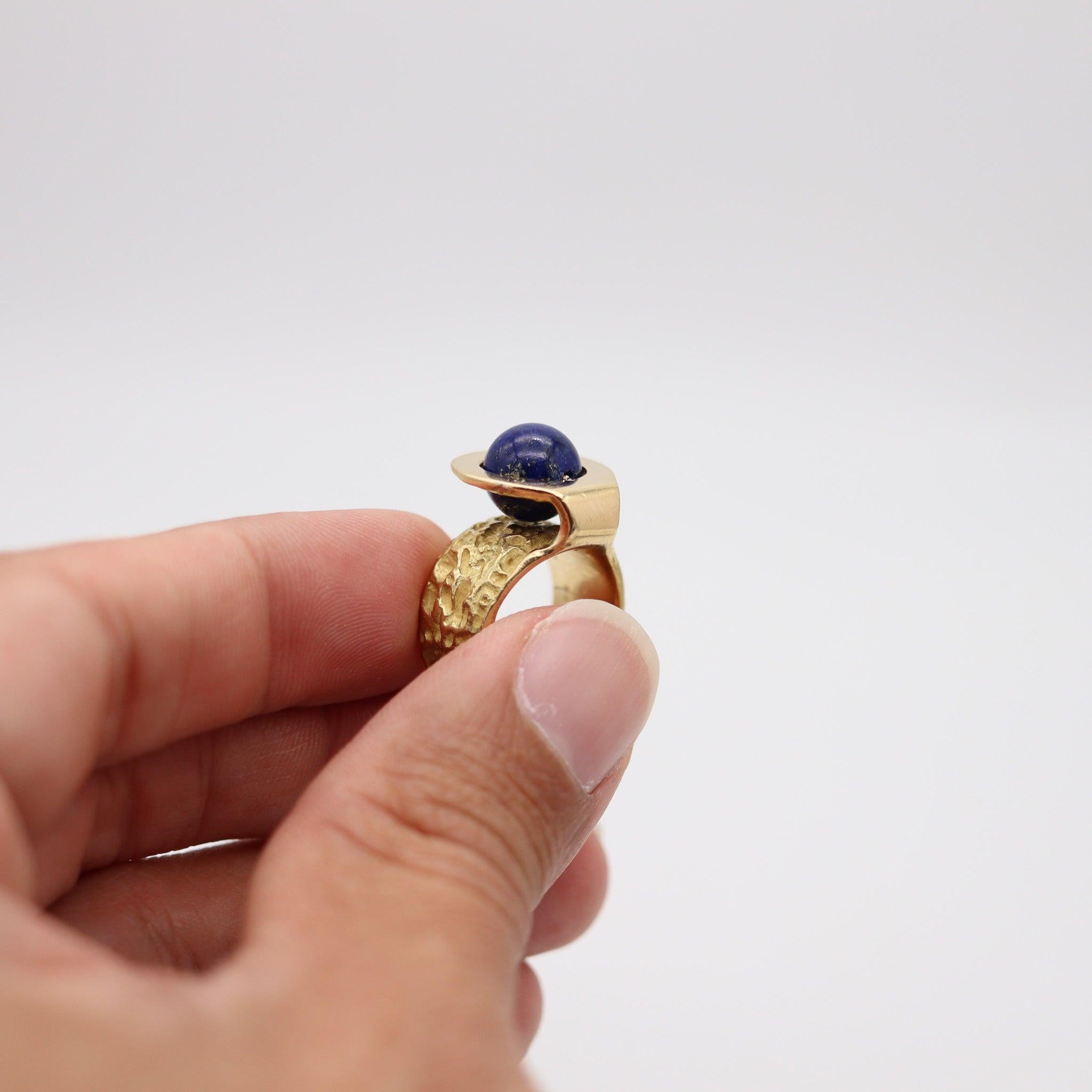 CARTIER 1970 von Roger Lucas Orbital skulpturalen Ring in 18Kt Gold mit Lapis im Angebot 4