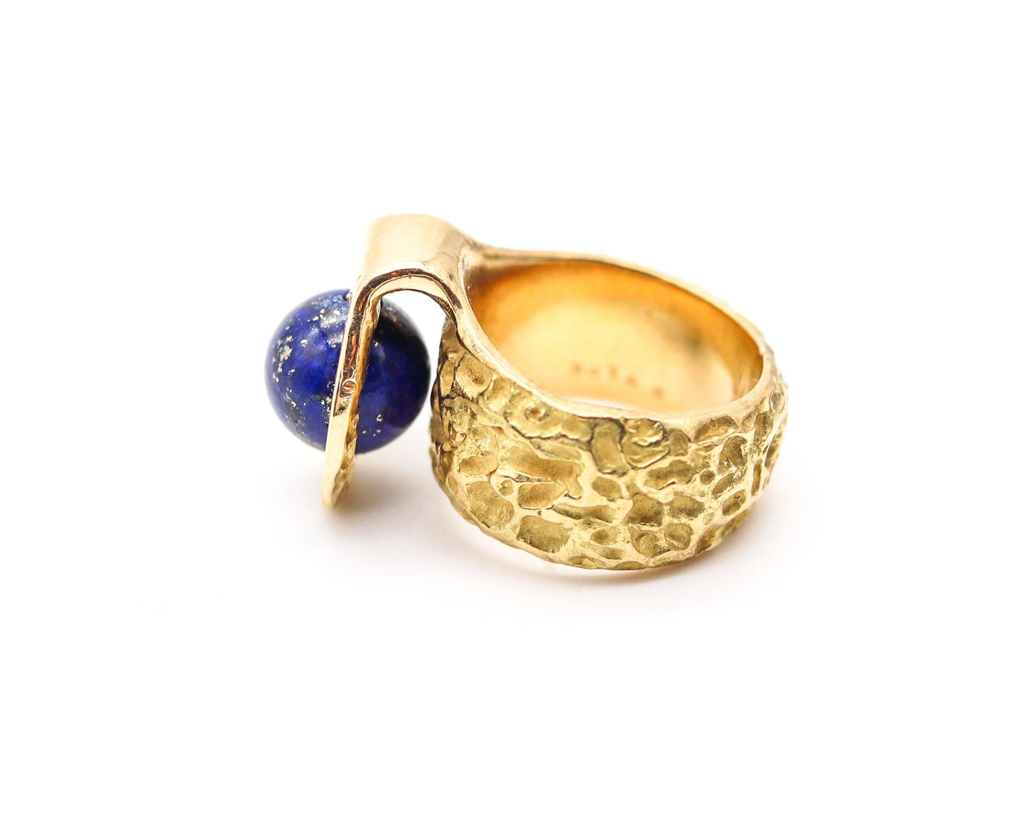 CARTIER 1970 von Roger Lucas Orbital skulpturalen Ring in 18Kt Gold mit Lapis im Angebot 2