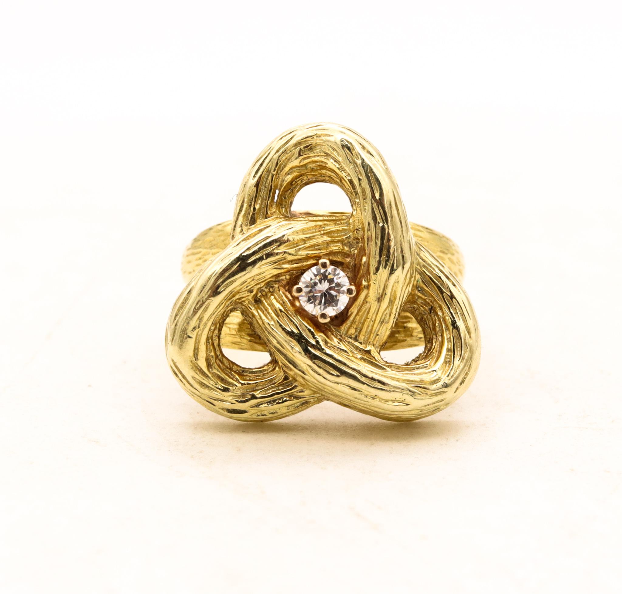 Cartier 1970 Celtic Triquetra Knot Ring in 18Kt Yellow Gold with VS Diamond 2