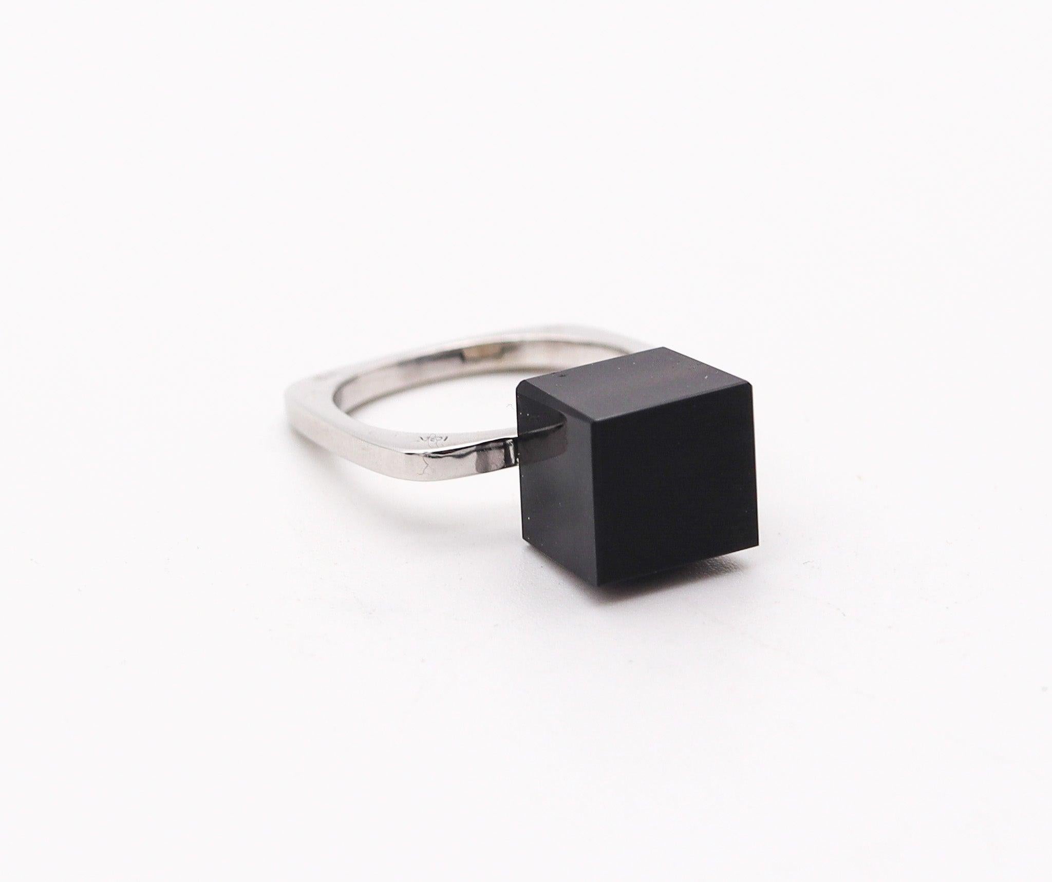 Modernist CARTIER 1970 Dinh Van Geometric Sculptural Ring In 18Kt White Gold With Onyx