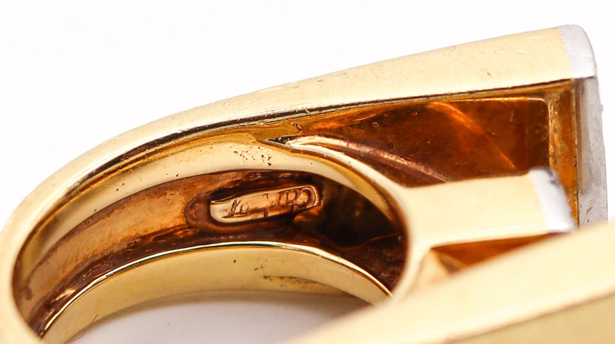 Cartier 1970 Geometric Cocktail Ring In 18Kt Yellow Gold With 1.60 Ctw Diamond For Sale 1