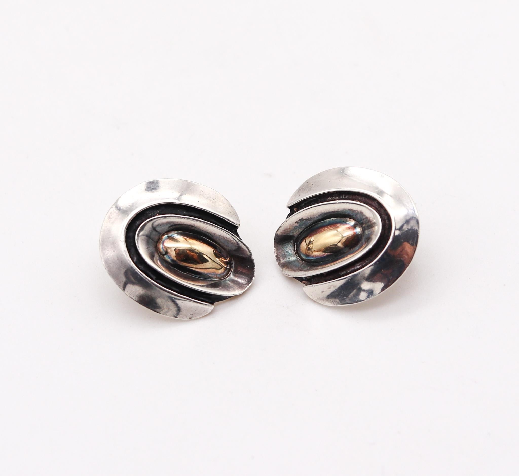 Pendientes Cartier 1970 Geométricos de plata de ley y oro amarillo de 18 quilates pulido Modernista en venta