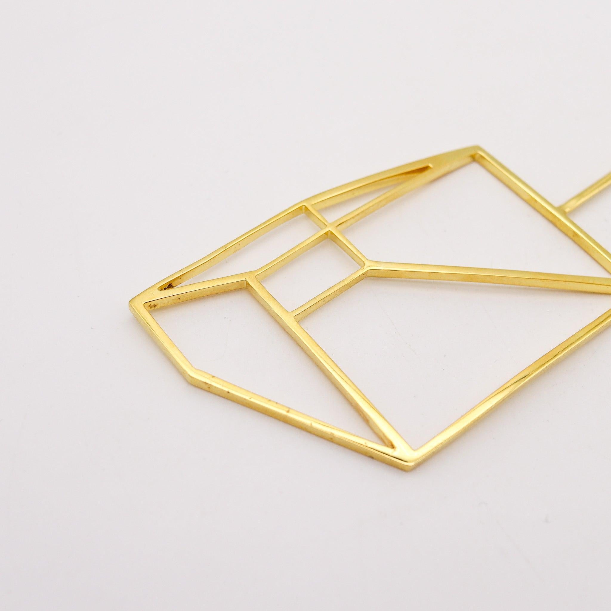 CARTIER 1970, pendentif rectangulaire géométrique en trompe-l'œil en or jaune 18 carats Unisexe en vente