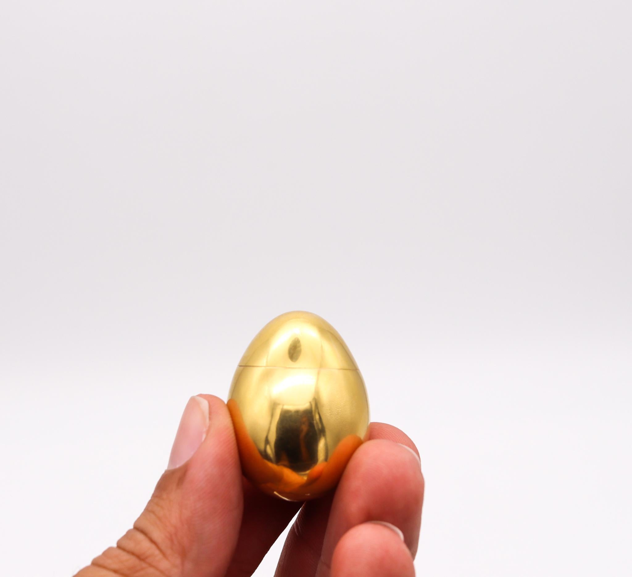 Cartier 1970 London Easter Egg Box Sautoir Necklace in 18kt Gold & Black Silk For Sale 3