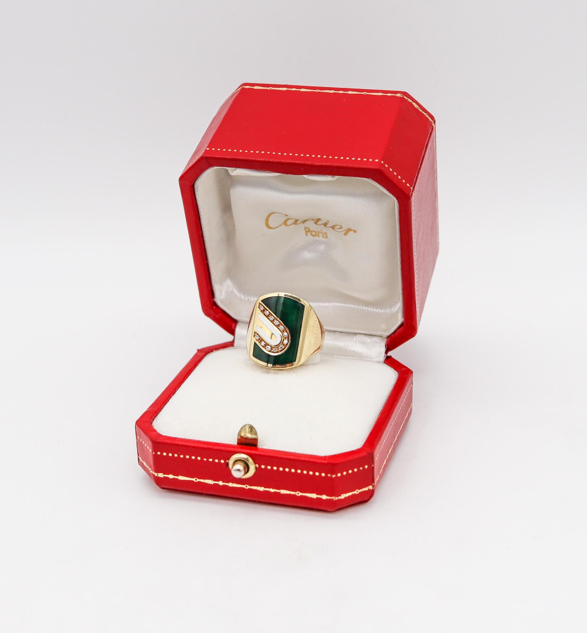 Geometric signet ring designed by Cartier.

Very unusual signet ring, created back in the 1970 by the jewelry house of Cartier. This ring has been crafted as a piece of Italian art in solid yellow gold of 18 karats with high polished finish.
