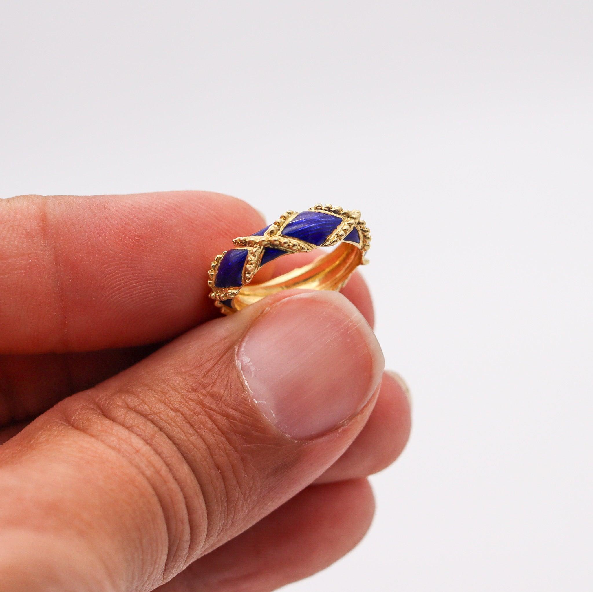 CARTIER 1970 Modernist Navy Blue Enameled Band Ring In 18Kt Yellow Gold For Sale 1