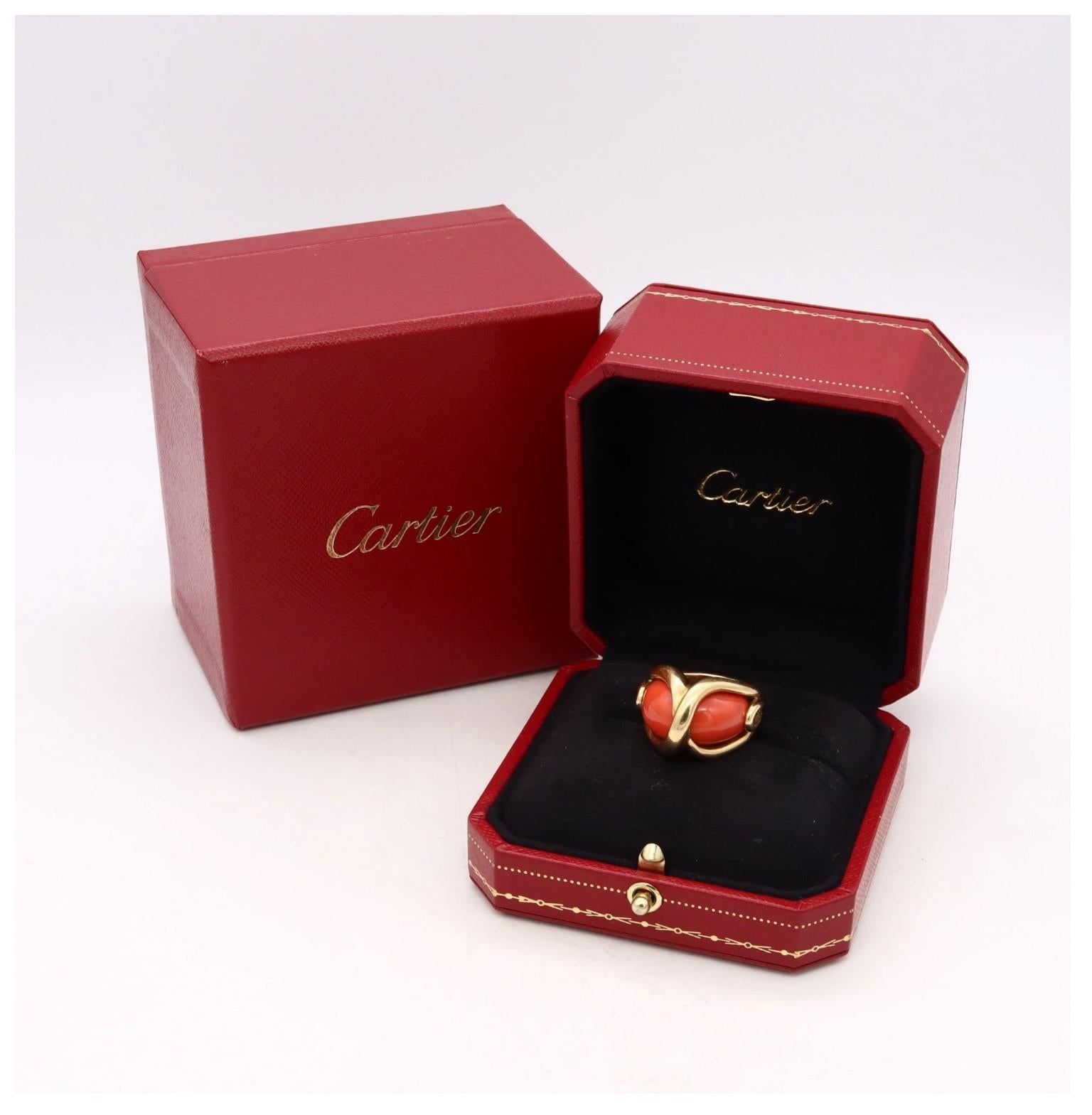 Cartier 1970 Paris Rare Cocktail Ring 18Kt Yellow Gold with Red Coral Cabochons For Sale 2