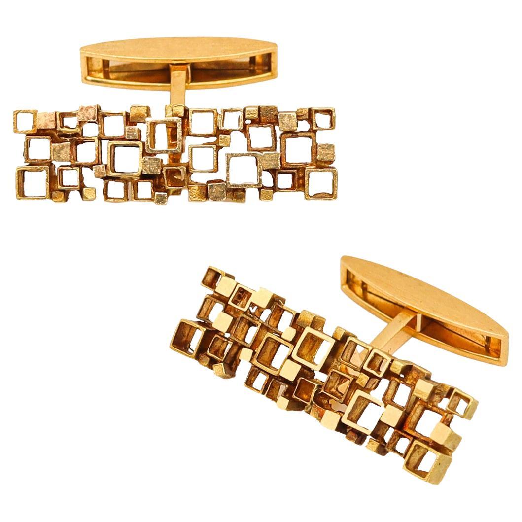 Cartier 1970 Retro Modernist Geometric Pair of Cufflinks in 18kt Yellow Gold