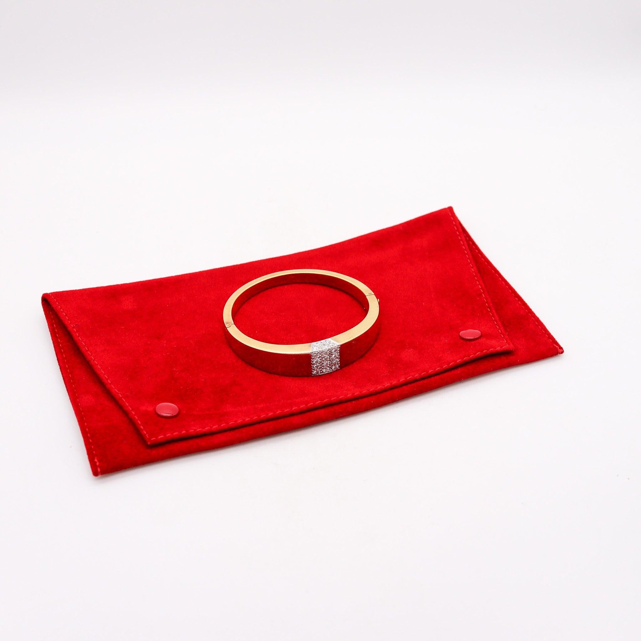 Modernista Cartier 1970 Bracciale Roger Lucas in oro 18Kt e 1,76 carati di diamanti in vendita