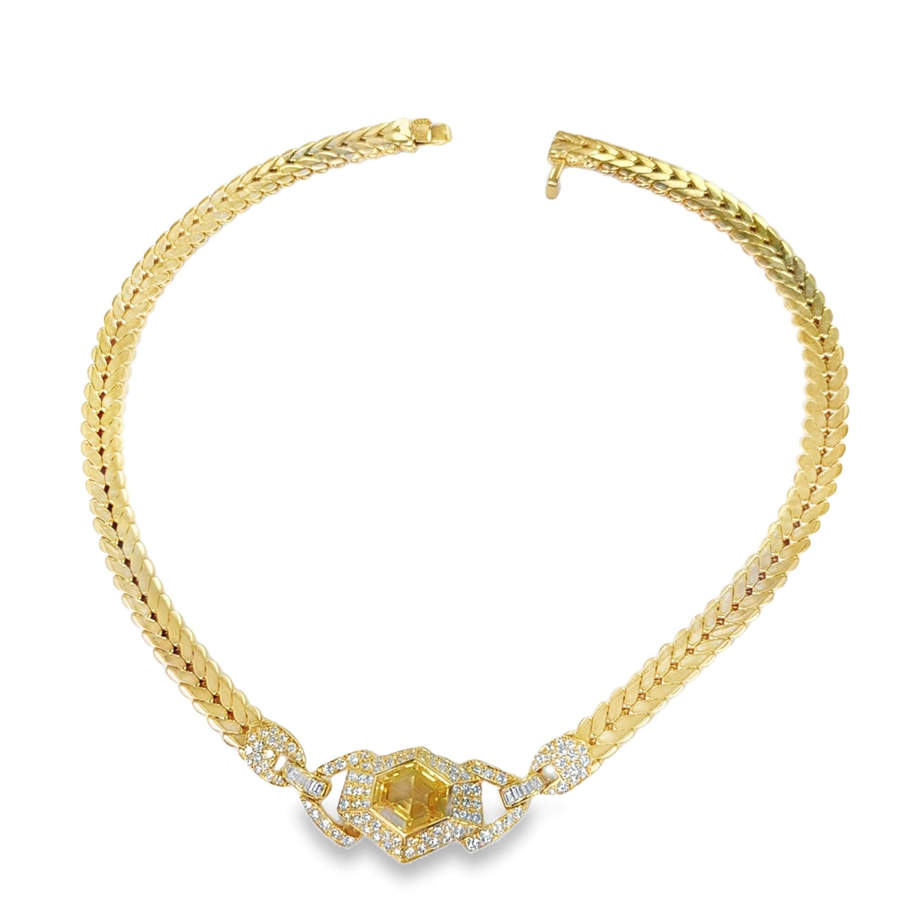Cartier 1970 Yellow Sapphire and Diamond Link Necklace in 18k Gold In Good Condition For Sale In New York, NY