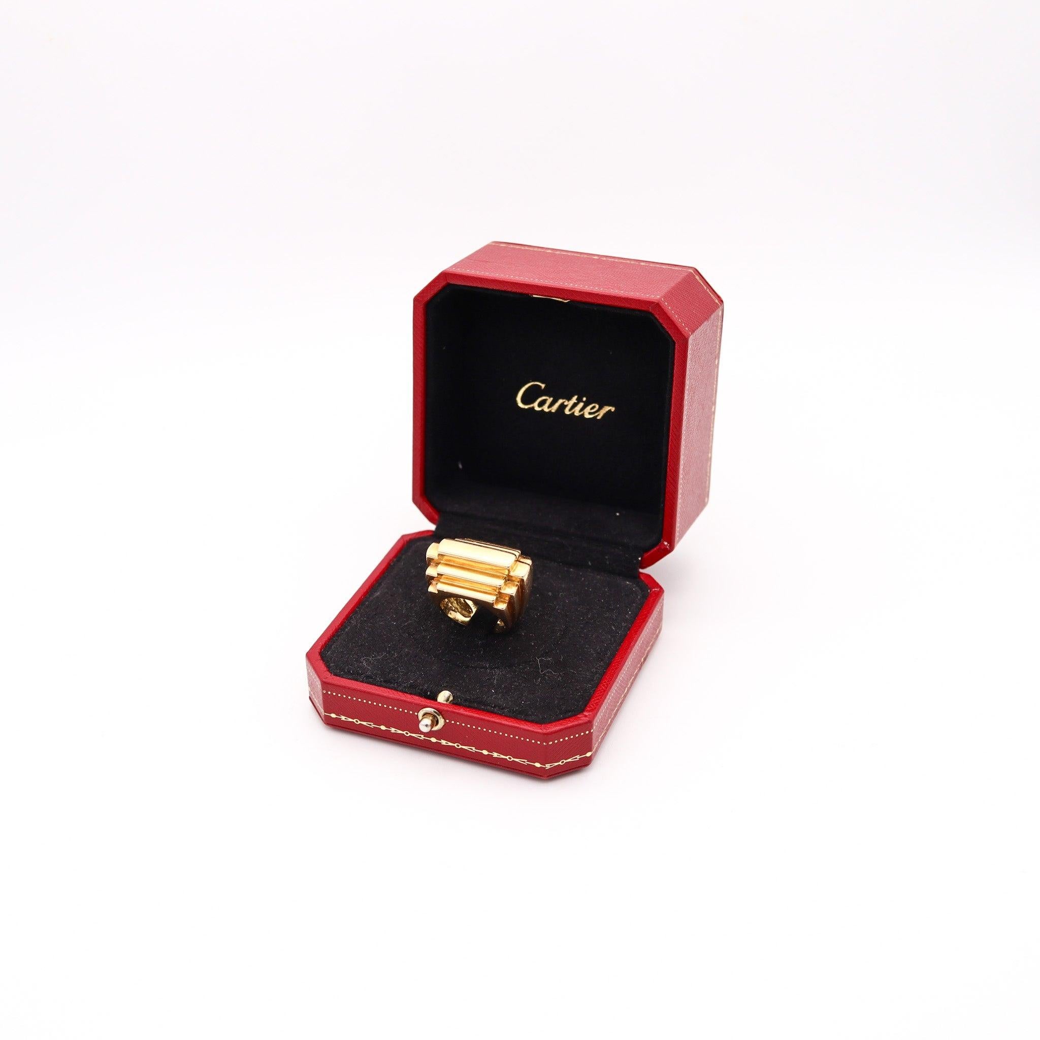 Modernist CARTIER 1971 By Aldo Cipullo Ziggurat Stepped Cocktail Ring In 18Kt Yellow Gold