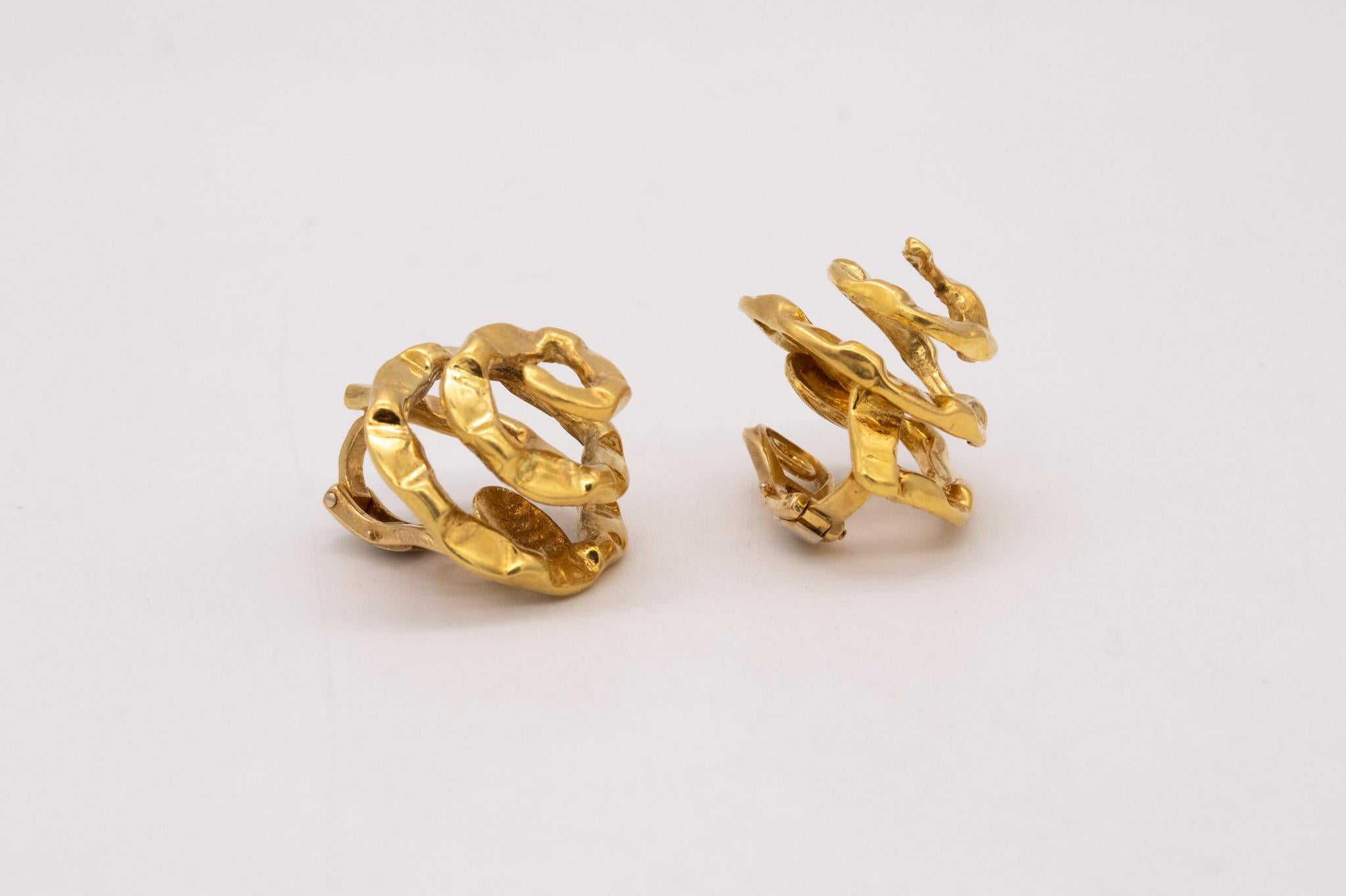 Cartier 1972 by Aldo Cipullo Spirals Swirls Clips Earrings in Textured 18Kt Gold 4