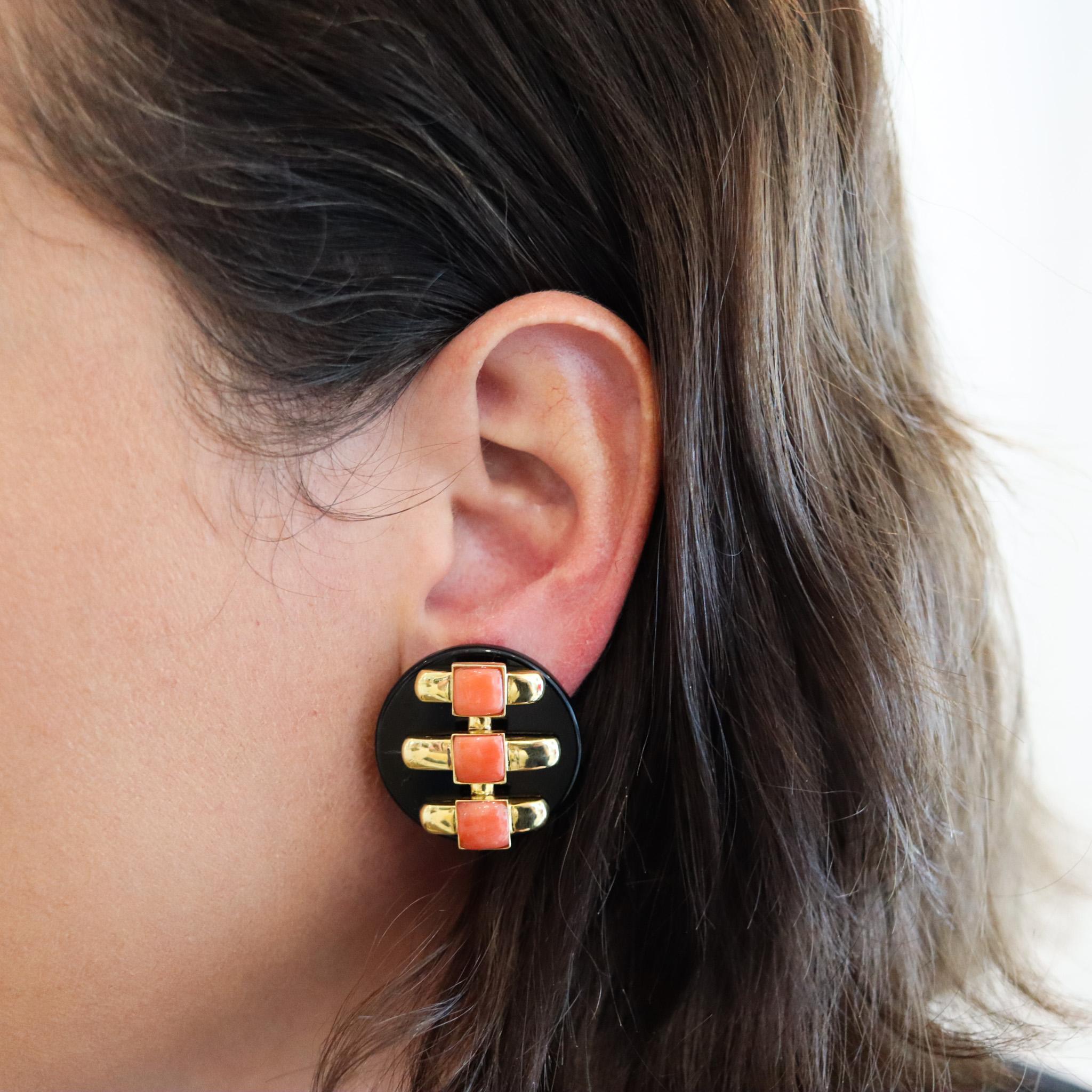 Cartier 1974 Aldo Cipullo Geometric Earrings 18Kt Yellow Gold With Onyx & Coral For Sale 1