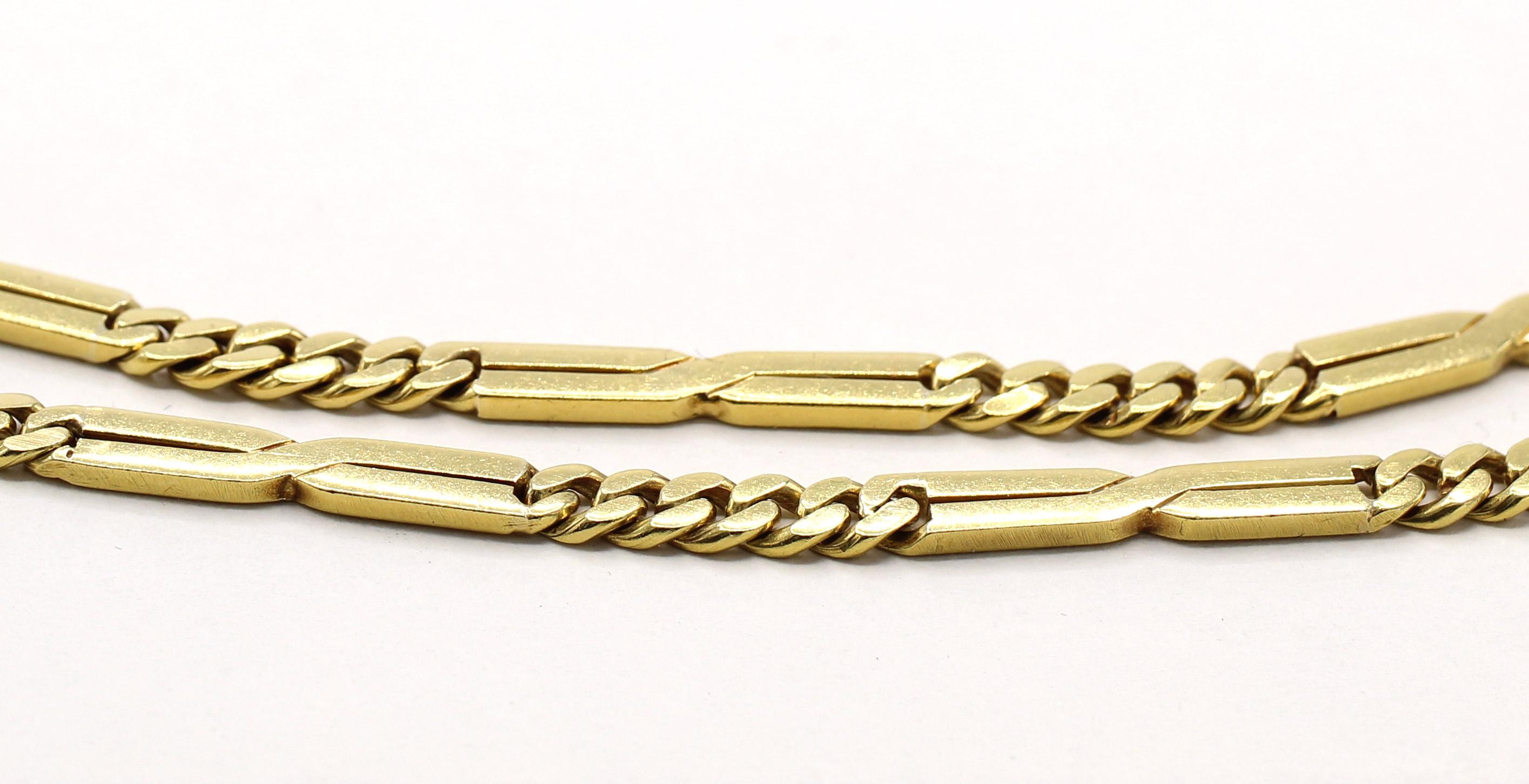 Cartier 1980s 18 Karat Gold Long Chain Necklace In Excellent Condition In New York, NY