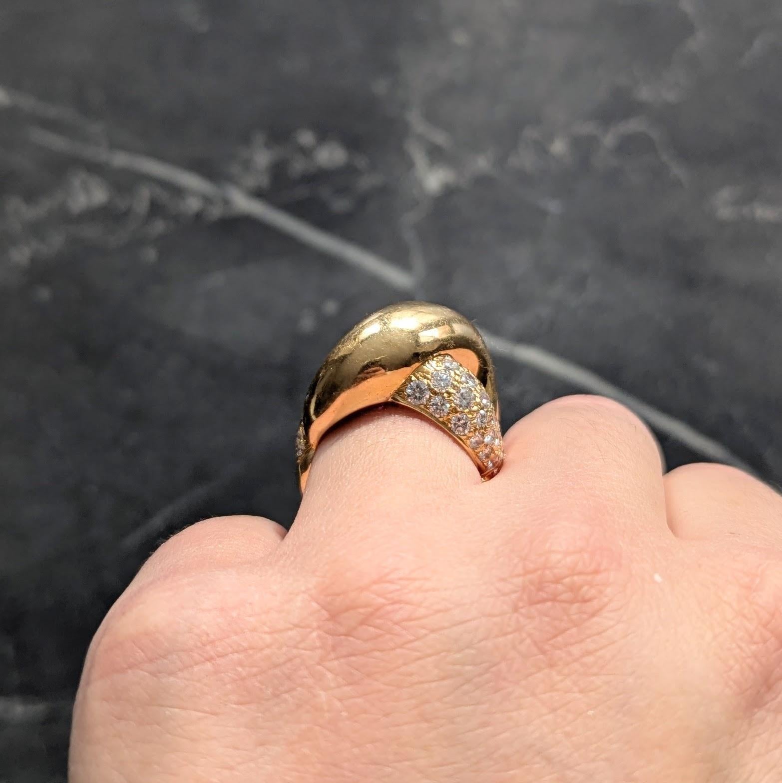 Cartier 1980's 3.00 CTW Diamond 18K Gold Vintage Twisting Pavé Puffy Band Ring en venta 4