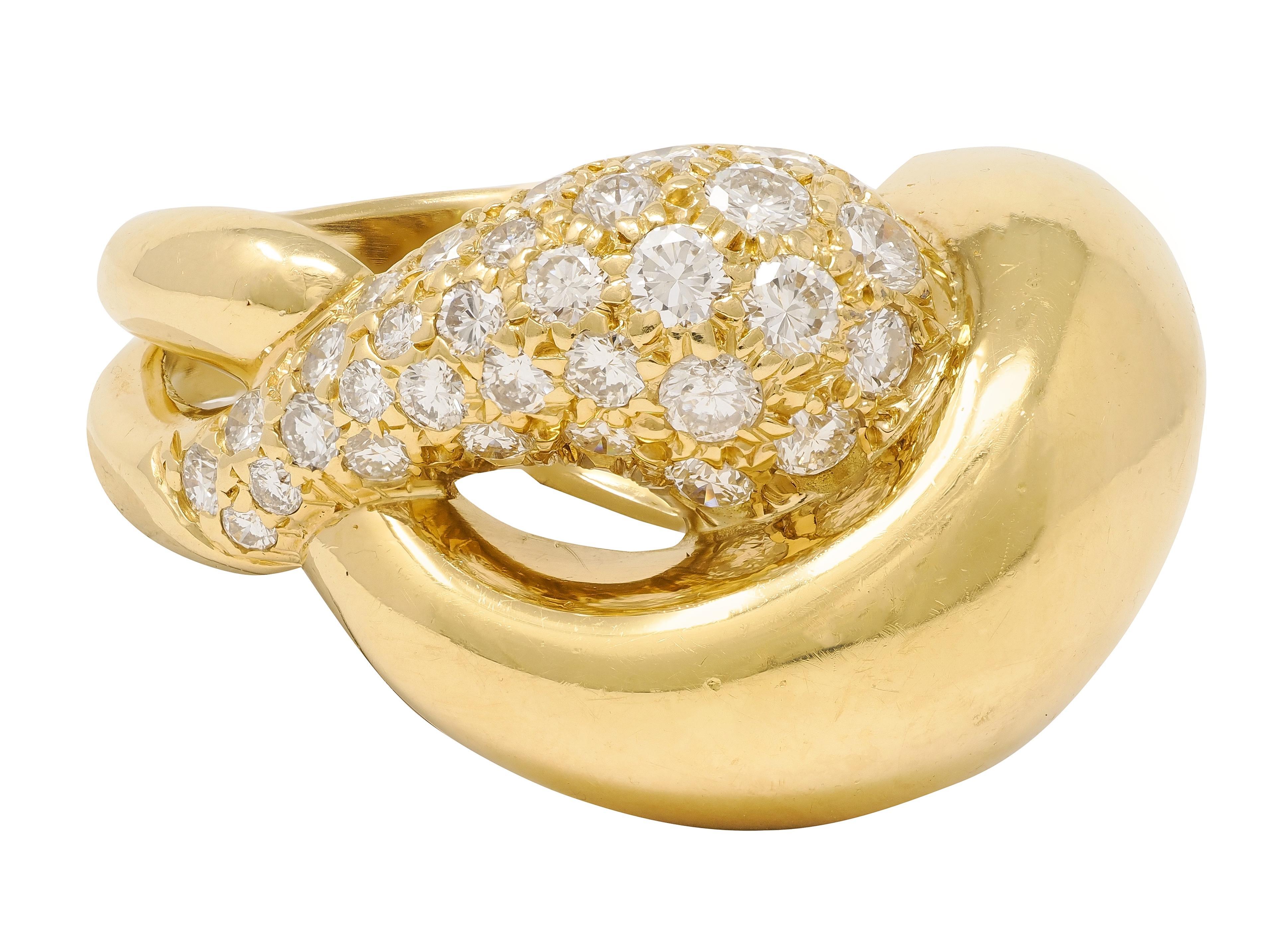 Cartier 1980's 3.00 CTW Diamond 18K Gold Vintage Twisting Pavé Puffy Band Ring Corte brillante en venta