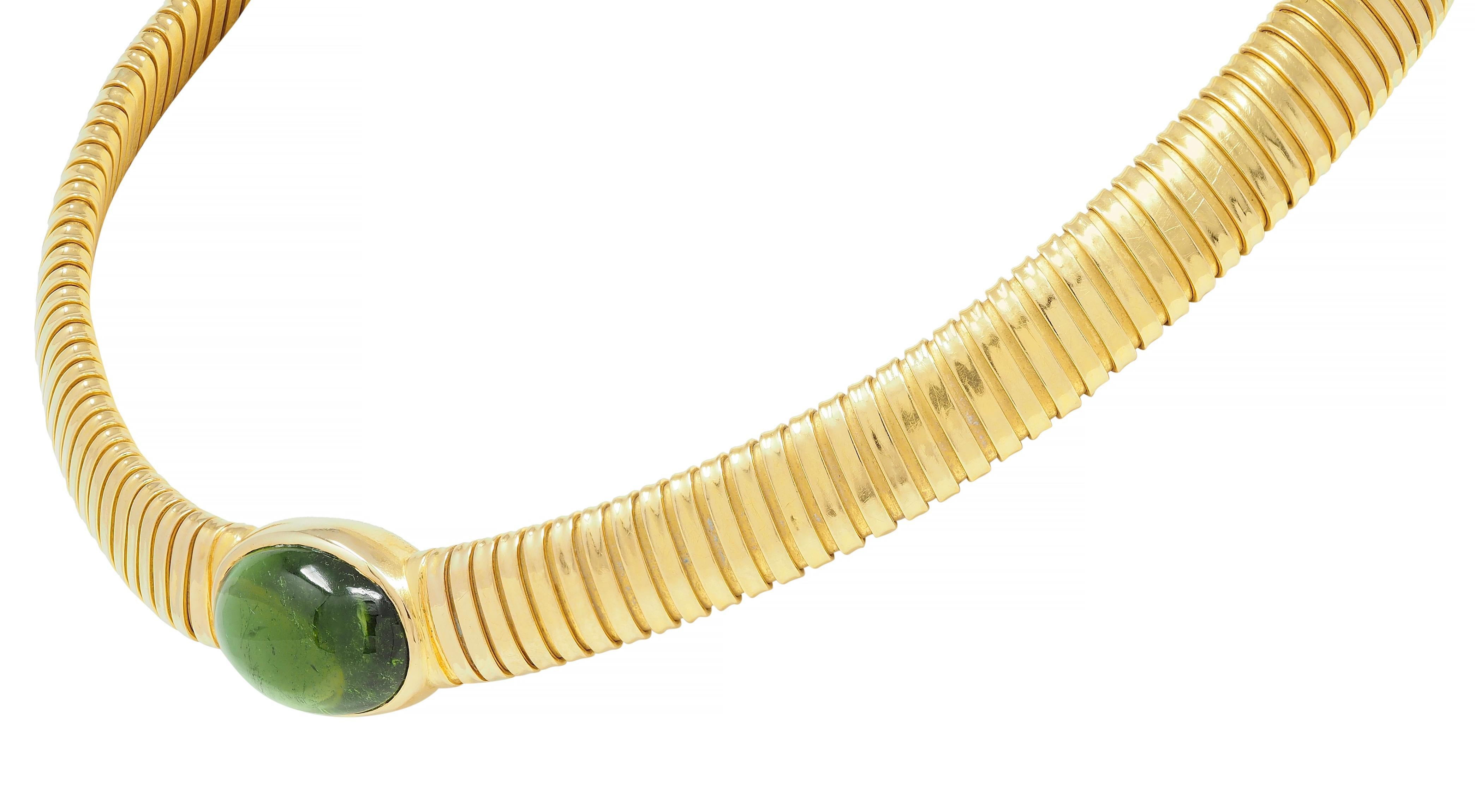 Cartier 1980er Jahre Grüner Turmalin 18 Karat Gelbgold Vintage Tubogas Halskette im Zustand „Hervorragend“ in Philadelphia, PA