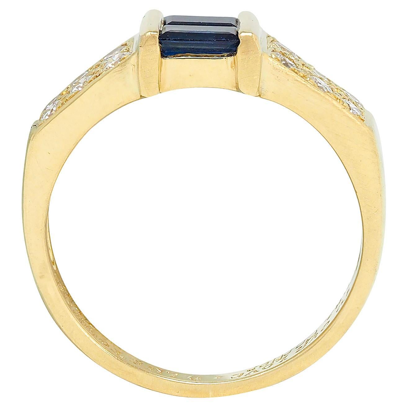 Cartier 1982 Sapphire Diamond 18 Karat Yellow Gold Vintage Band Ring In Excellent Condition For Sale In Philadelphia, PA