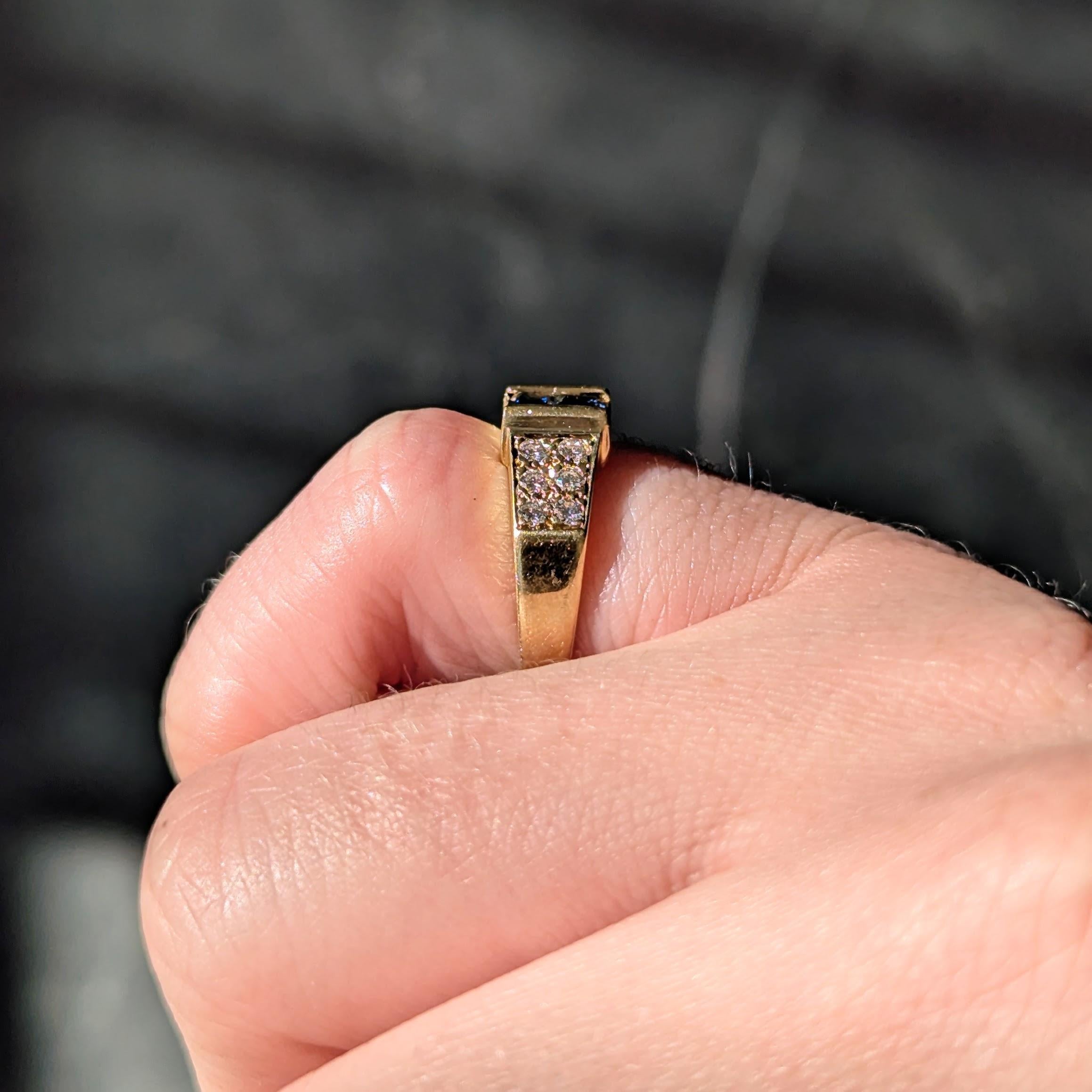 Cartier 1982 Sapphire Diamond 18 Karat Yellow Gold Vintage Band Ring For Sale 2