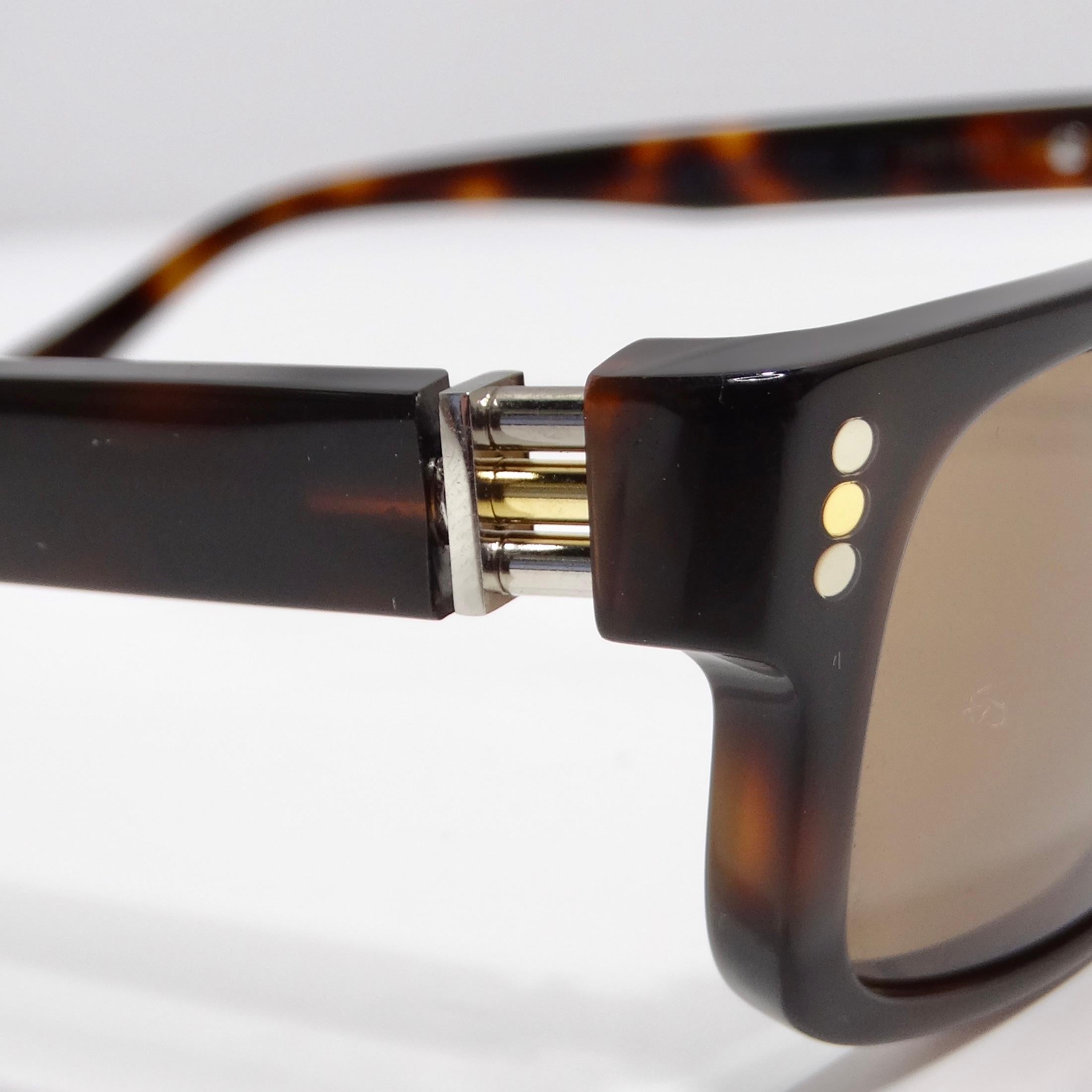 Cartier 1990s Square Frame Tortoise Shell Sunglasses In Excellent Condition For Sale In Scottsdale, AZ