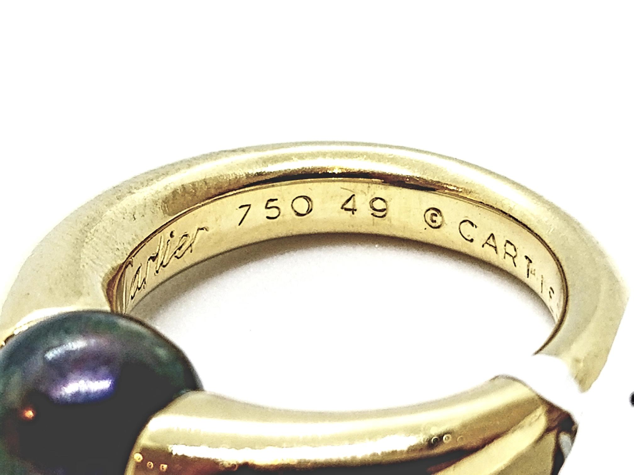 Cartier 1994 Paris La Bague Perla Ring in 18Kt Gold Round Tahitian Black Pearl For Sale 1
