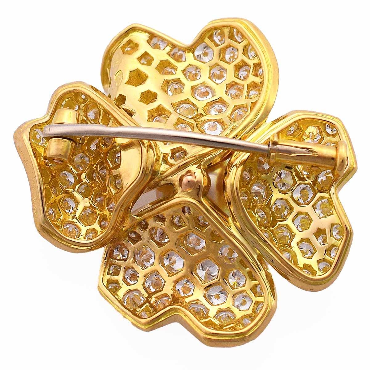 Taille ronde Cartier Broche à clip Paiva en or jaune 18 carats avec perles et diamants 1P  en vente