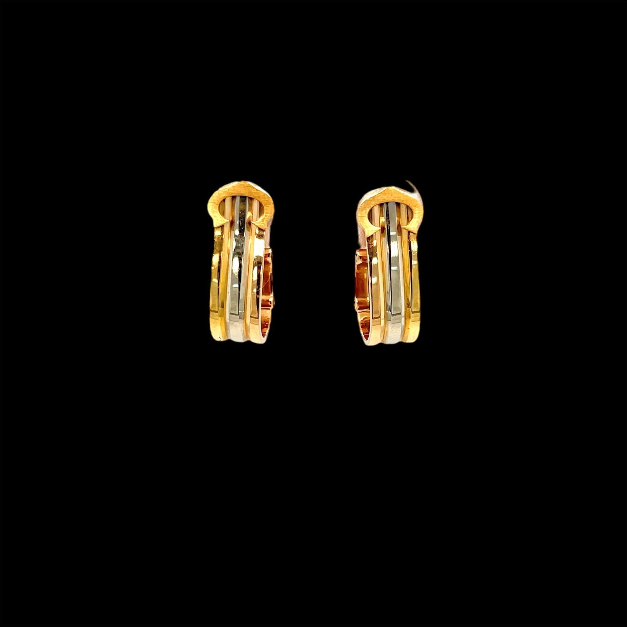 Cartier 2 C Trinity Gold Clip-on Earrings In Excellent Condition In Napoli, NA