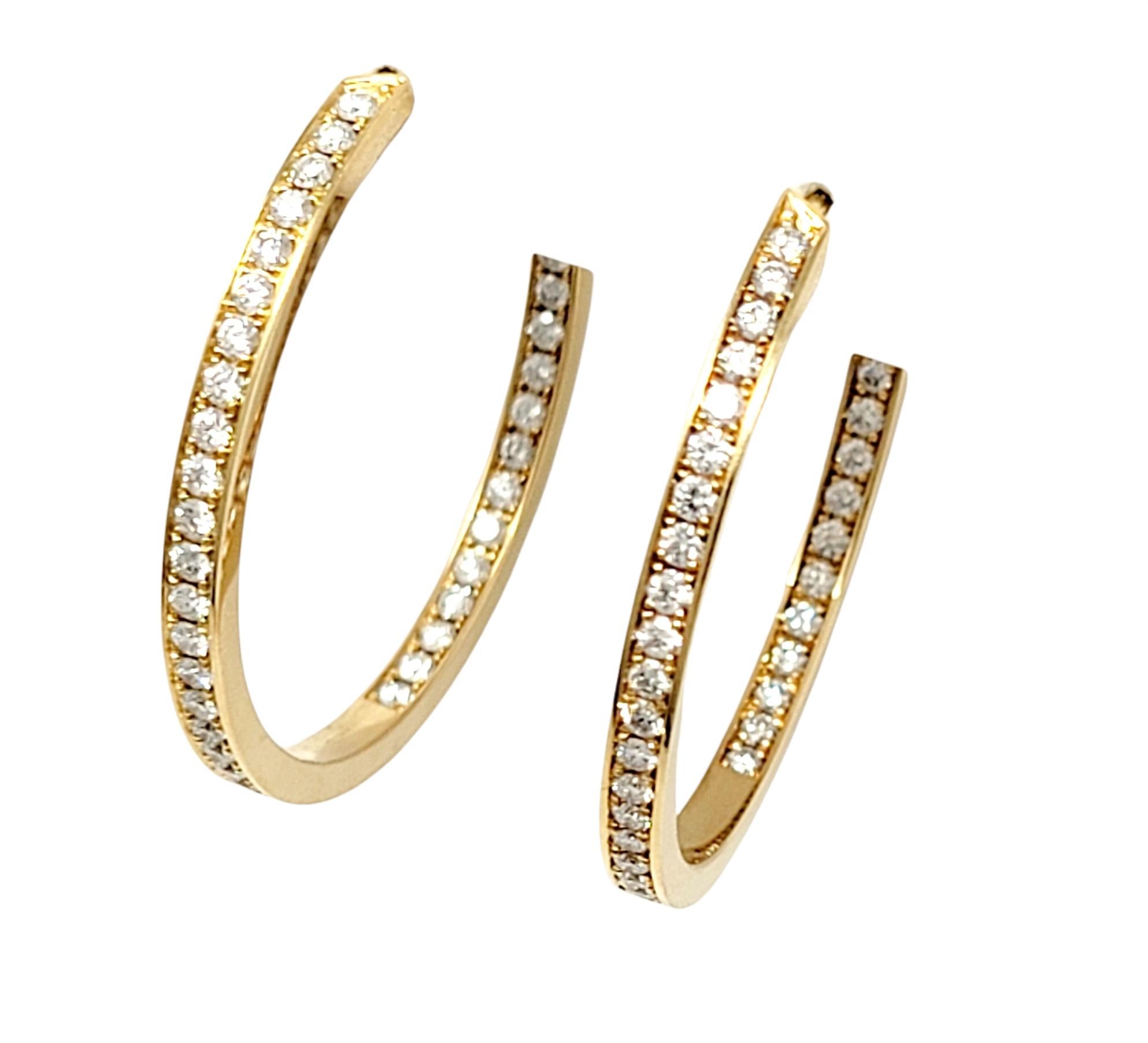Contemporain Boucles d'oreilles Cartier 2.00 carats diamant rond Inside-Outside or jaune en vente