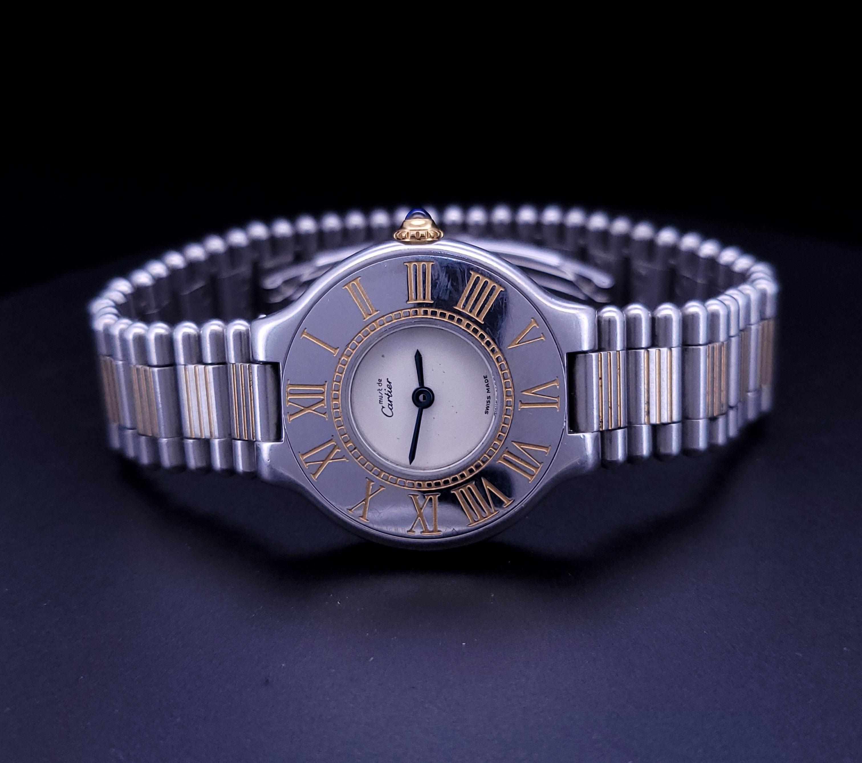 Cartier 21 Must de Cartier 28 mm Acier inoxydable 9010 Montre femme Bon état - En vente à New York, NY