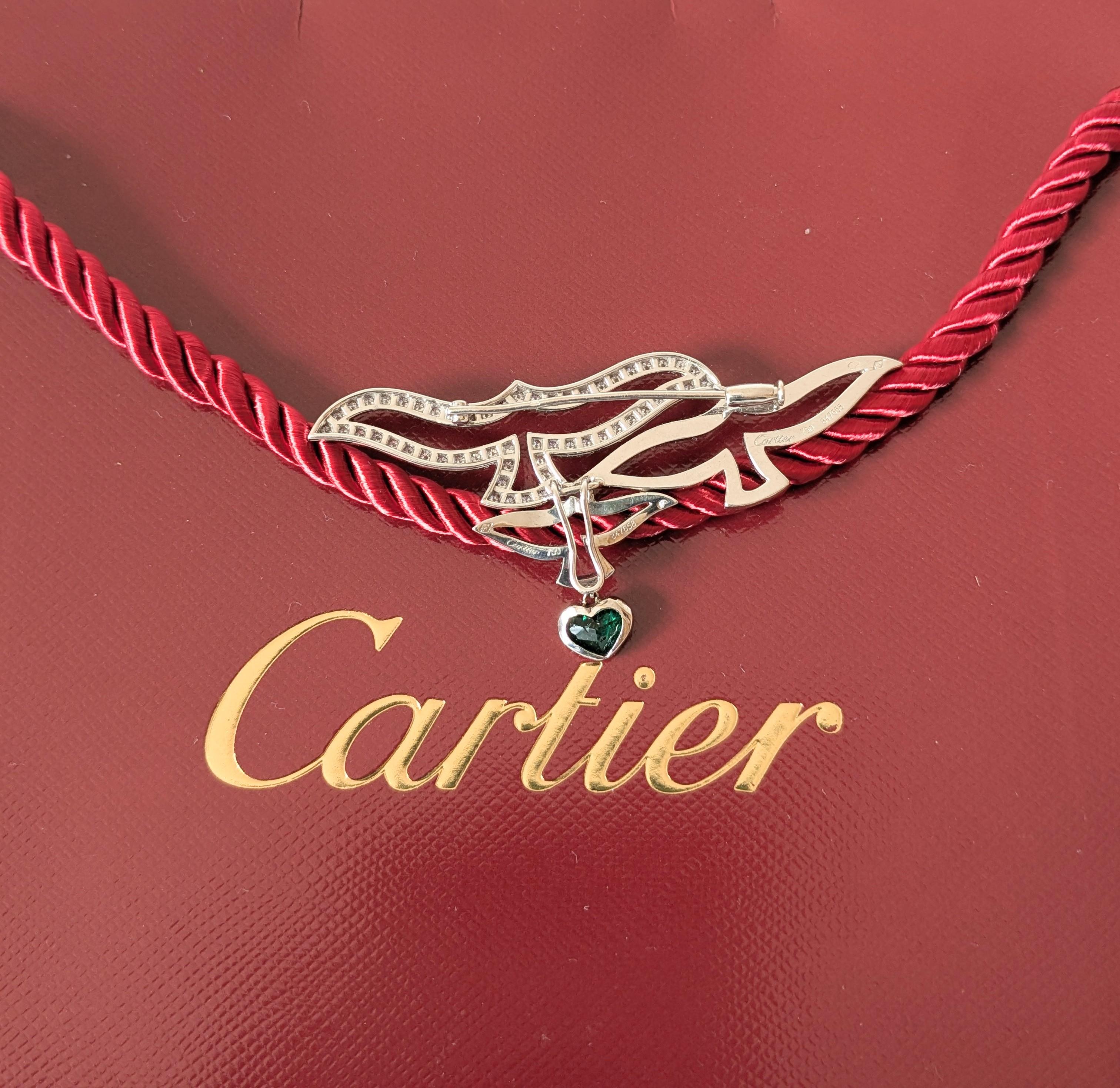 Spilla Cartier con ciondolo a forma di 3 uccelli in oro bianco 18 carati e smeraldo extra a forma di cuore in vendita 1