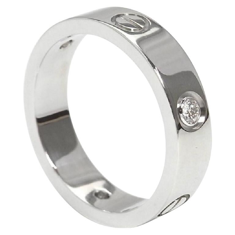 Cartier 3 Diamonds Love Ring, 18 Karat White Gold im Angebot