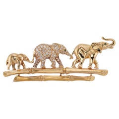CARTIER 3 Elephants Diamond Yellow Gold Pin Brooch