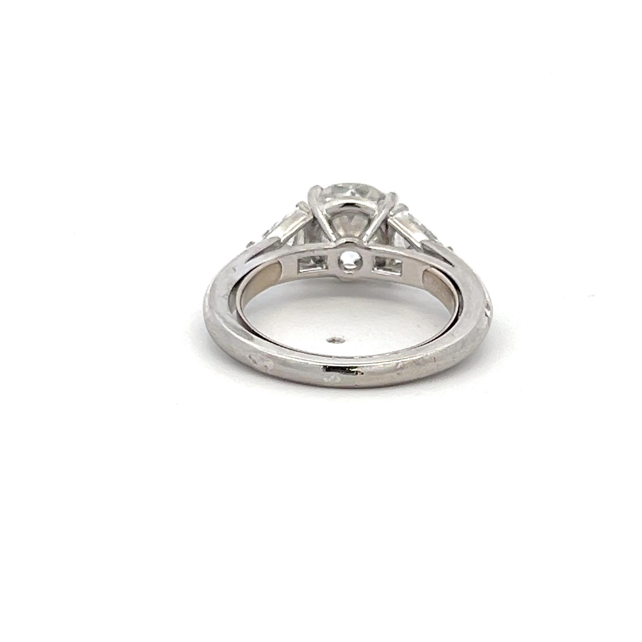 Old European Cut Cartier 3.10 Carat Old European and Triangular Diamond 18K WG Engagement Ring For Sale