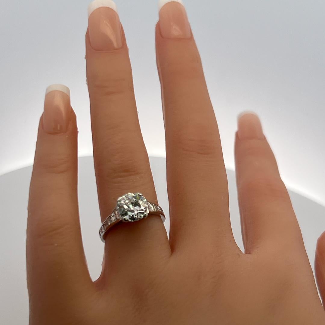 Anillo de compromiso Cartier en platino con diamantes talla europea antigua D VS2 de 3,16 ct en venta 6