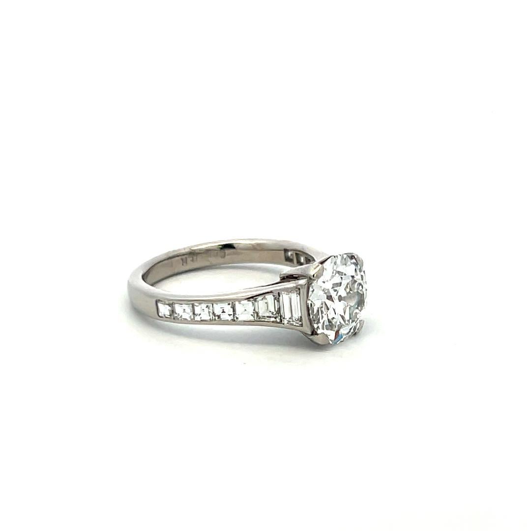 Anillo de compromiso Cartier en platino con diamantes talla europea antigua D VS2 de 3,16 ct en venta 3