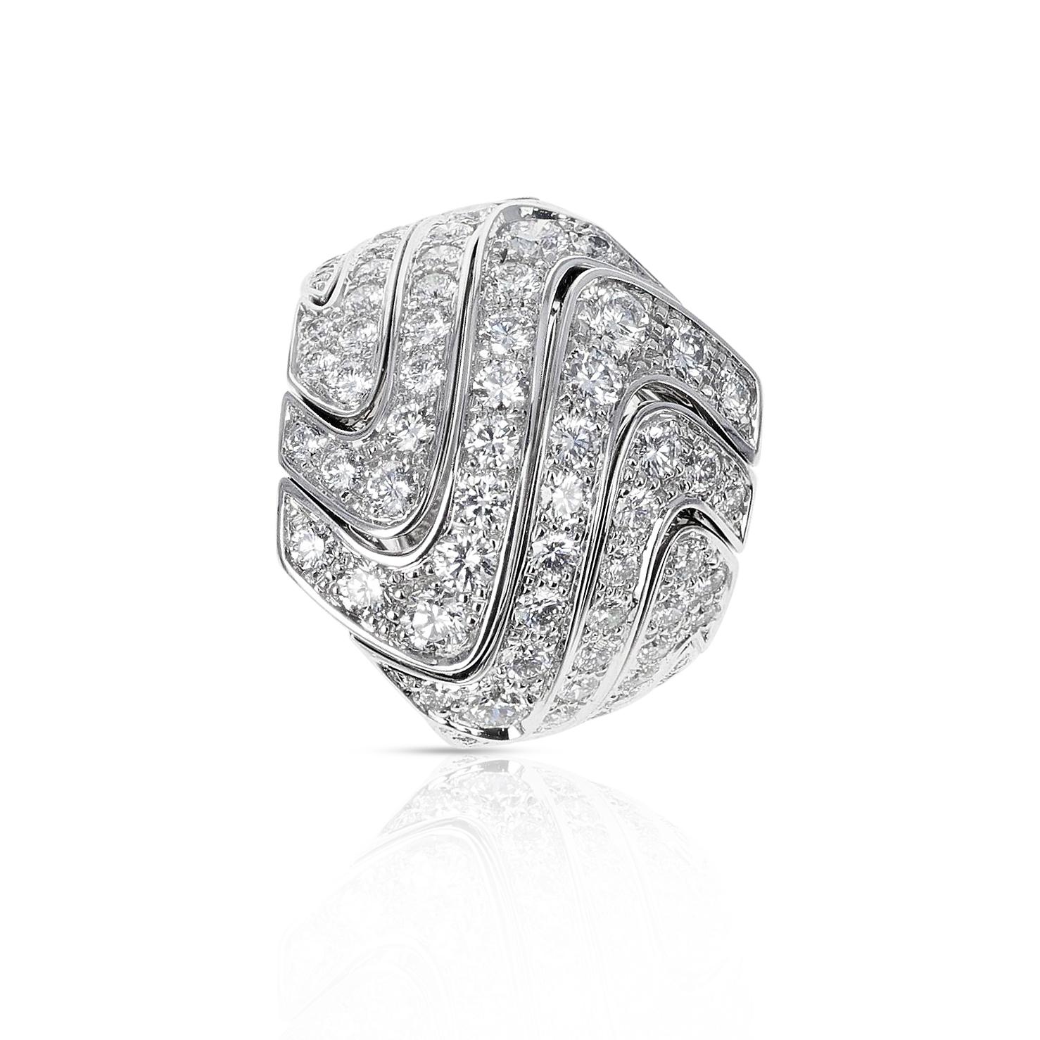 Round Cut Cartier 4 Ct. Round Diamond Cocktail Ring, 18K Gold For Sale