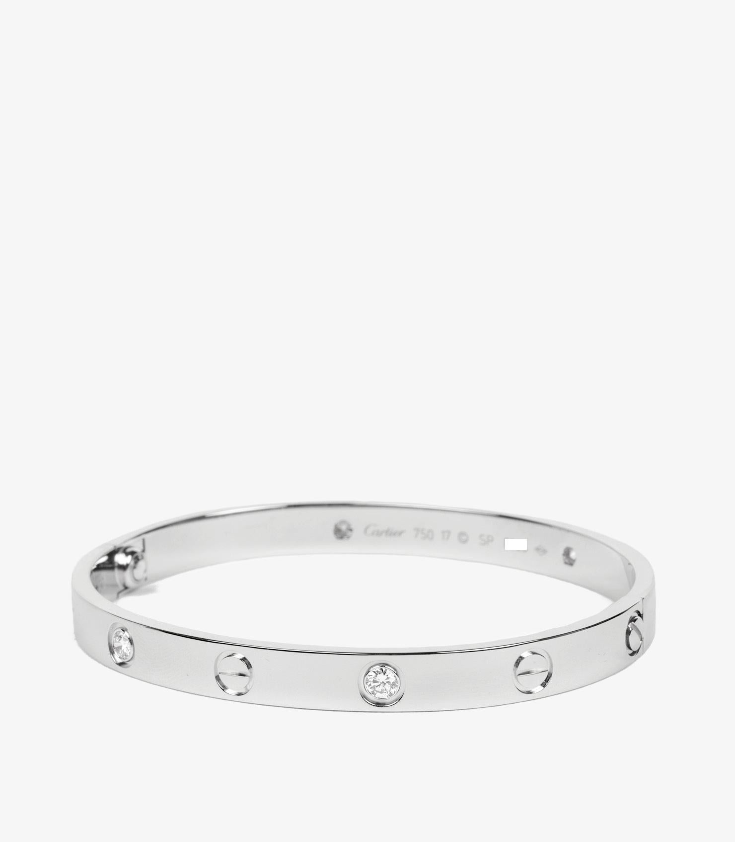 Cartier 4 Diamanten 18ct Weißgold Love Armreif

Details zum Produkt
Xupes Ref: J1452
Marke: Cartier
Modell:  4 Diamanten Love Armreif
Art: Armband
Seriennummer: S*****
UVP: £12.200
Begleitet von: Cartier Etui, Schraubenzieher, Service