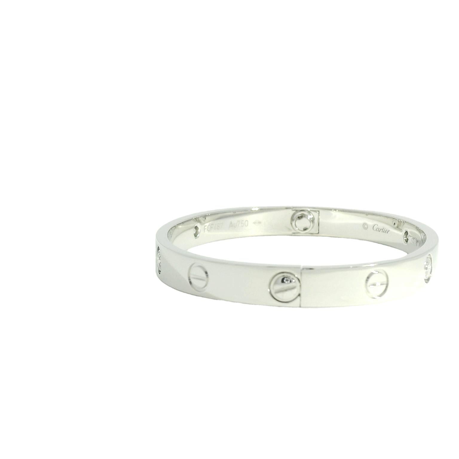 Cartier 4 diamanti &New Bracciale dell'amore 18 carati Taglia 16 In magazzino In condizioni Nuovo in vendita a Boca Raton, FL