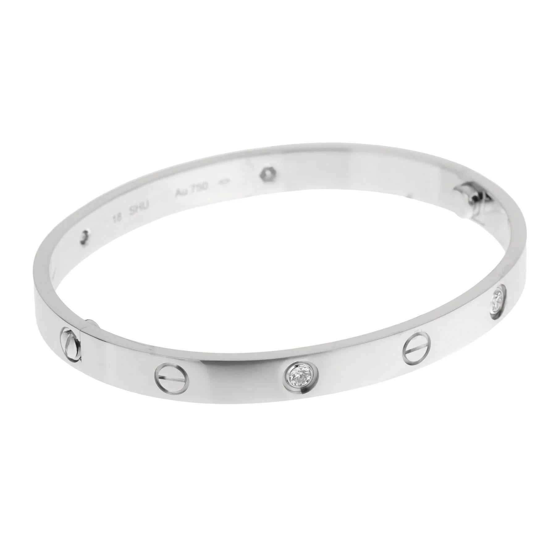 Cartier 4 Diamant Love Classic Weißgold Armreif Armband Gr. 18 im Zustand „Hervorragend“ im Angebot in Feasterville, PA