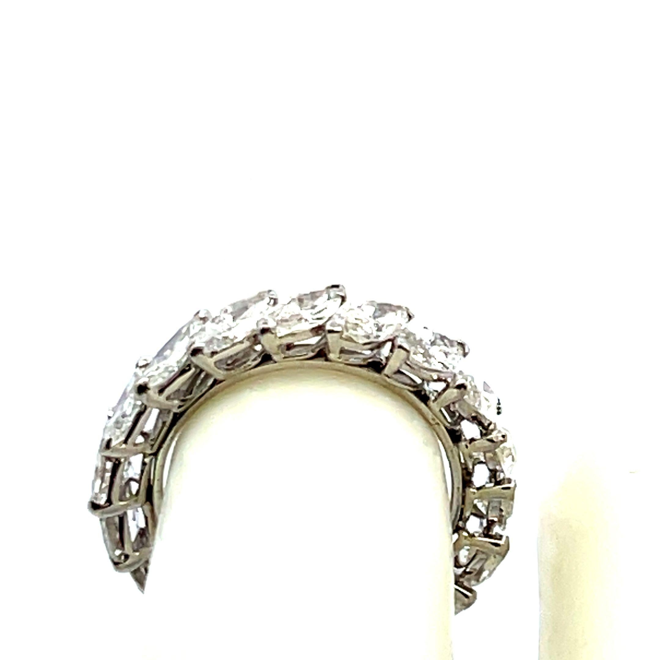 Cartier 4,50 carati di diamante a forma di marquis in oro bianco 18 carati Anello nuziale in vendita 2