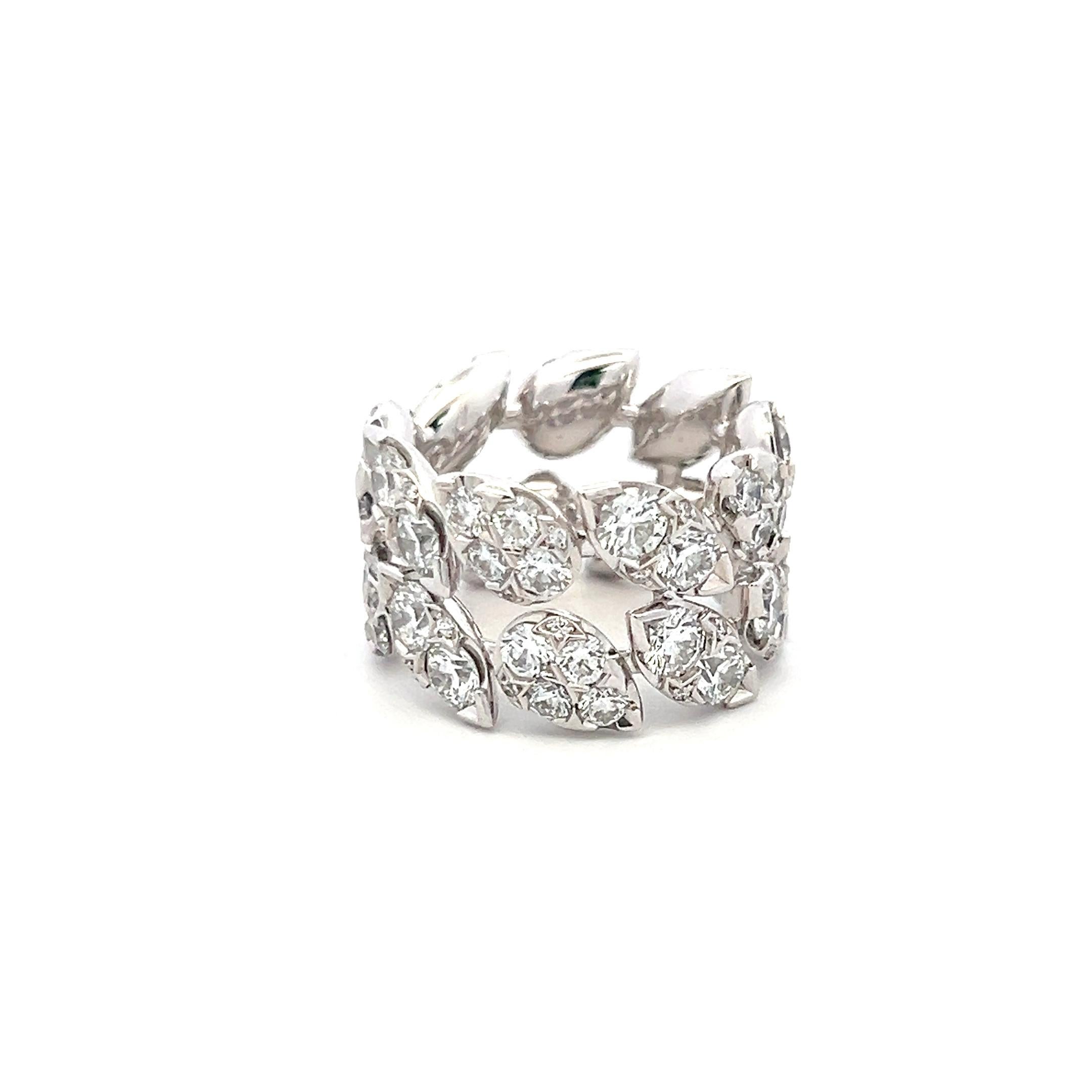 Designer:
CARTIER
Title:
Cartier 5.20 Carat G VS1 Diamond 18 Karat White Gold Eternity Band Ring
Style:
Eternity Band
Metal:
18 Karat White Gold
Gemstone 1:
5.2 Carat Diamond
Number of