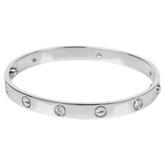 Cartier Love Armreif aus 18 Karat Weißgold mit 6 Diamanten