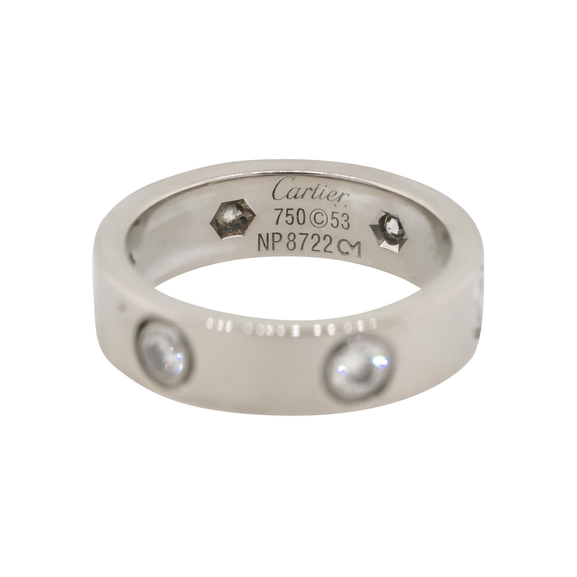 Cartier Anillo Amor 6 Diamantes 18 Quilates En Stock

Eleva tu elegancia con el Anillo Amor Cartier, con seis diamantes redondos naturales talla brillante. Elaborada con los mejores materiales, esta pieza icónica encarna la sofisticación atemporal y