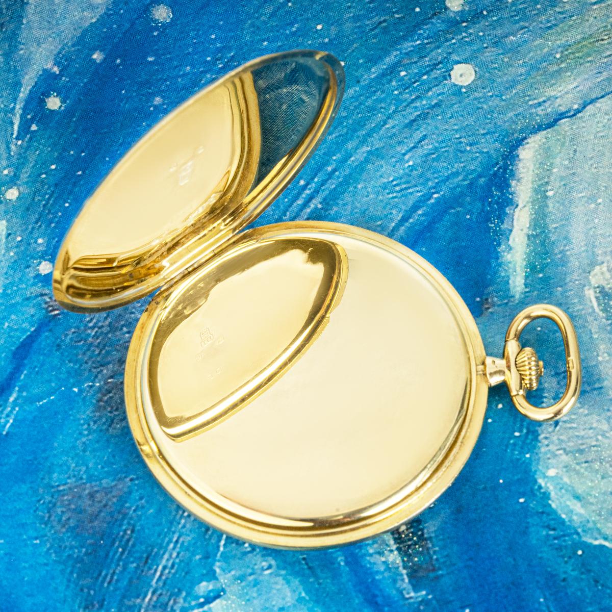 Cartier. Eine seltene Gold Hälfte Hunter Slim Kleid Taschenuhr C1930 für Damen oder Herren im Angebot