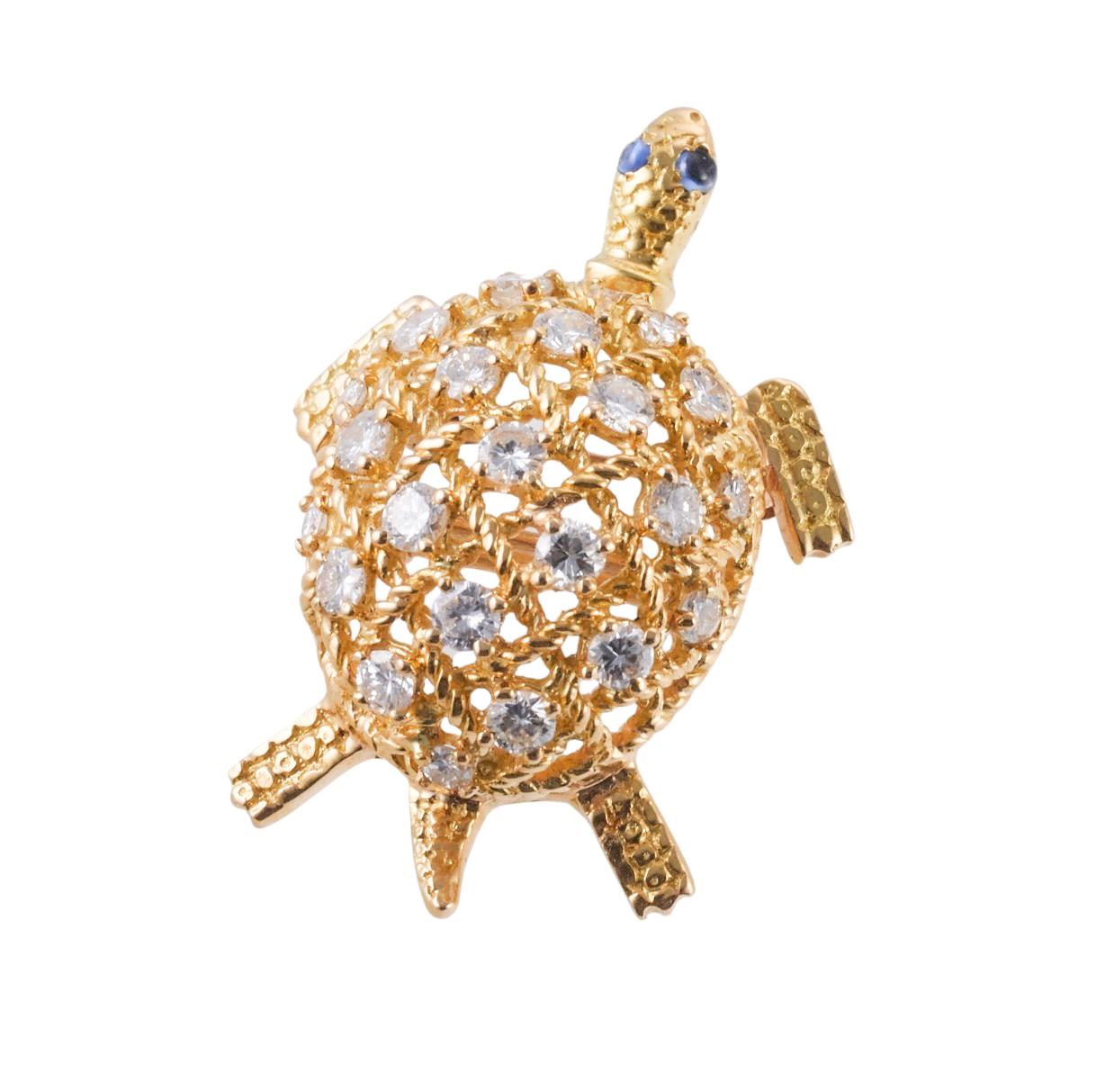 Round Cut Cartier Adorable Diamond Sapphire Gold Turtle Brooch  For Sale