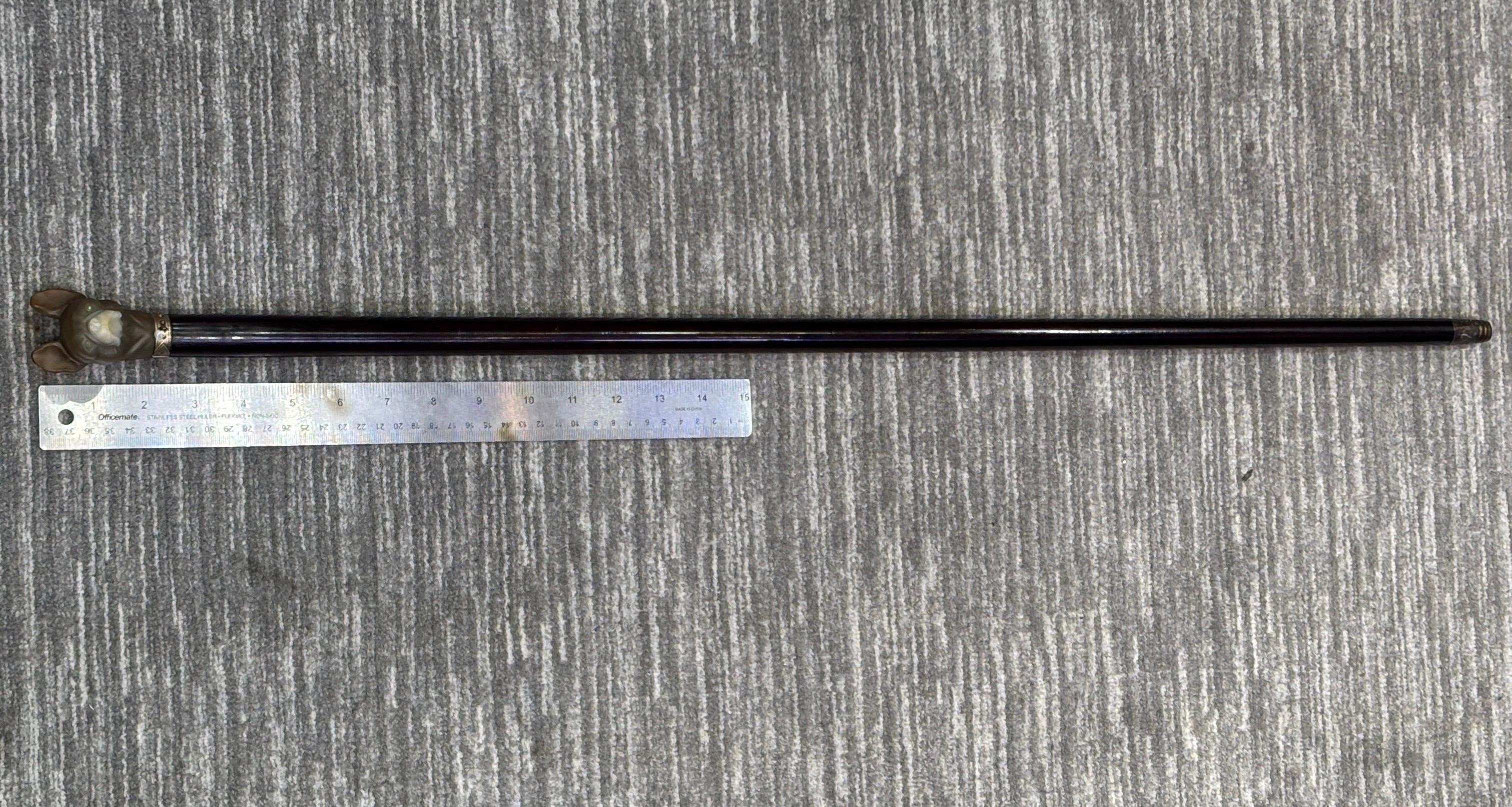 Canne de bouledogue en agate et perle de Cartier en vente 9