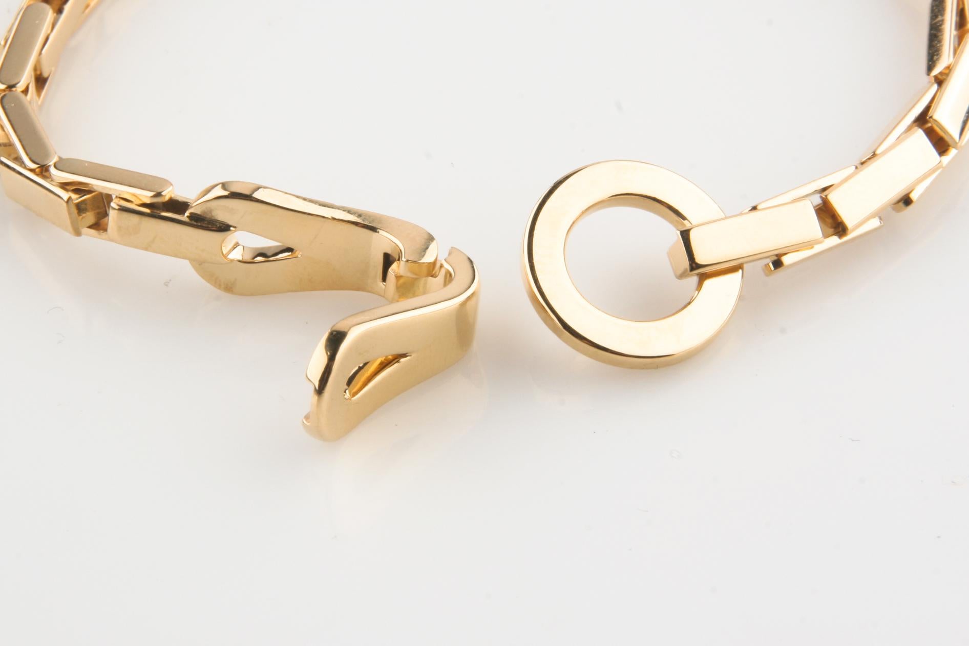  Cartier Agrafe Bracelet à maillons en or jaune 18 carats excellent état Unisexe 