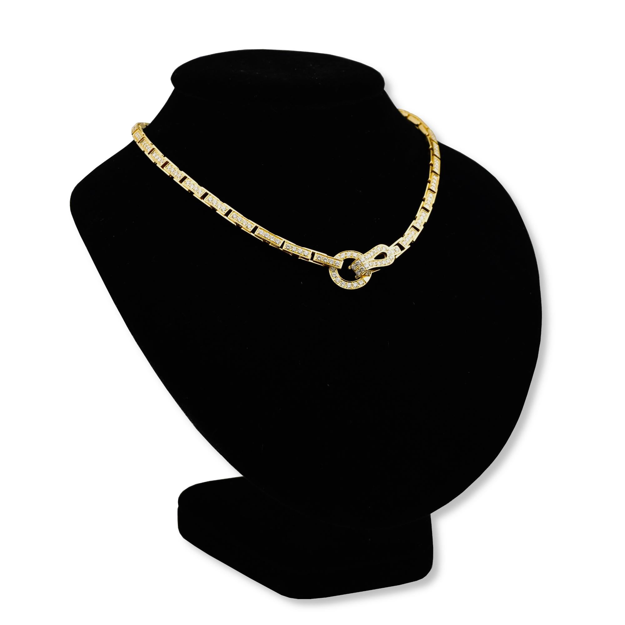 Cartier Agrafe de Cartier Pave-Halskette aus 18 Karat Gelbgold (Rundschliff) im Angebot